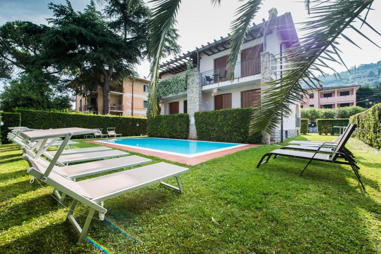 Appartamenti Meridiana Torri Del Benaco Exterior foto